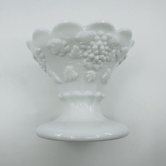 Westmoreland Paneled Grape Milk Glass 5" Epergne Base Piece Code - EPEB5 Antique - Picture 4 of 9